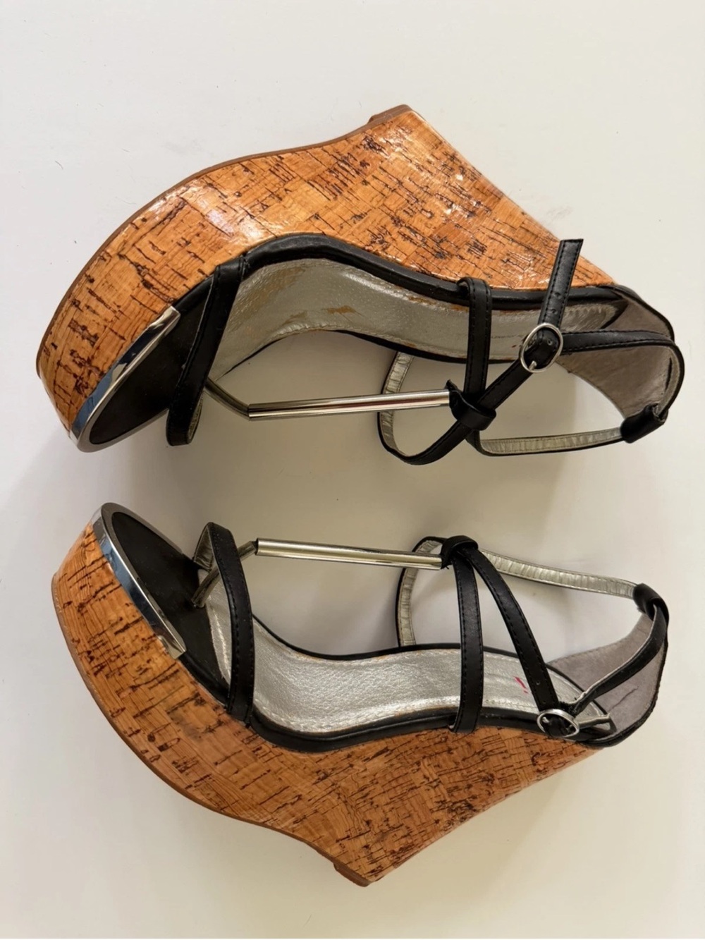 Shi by Journeys Black & Tan Cork Platform Wedge Sandals w/T Strap 8.5